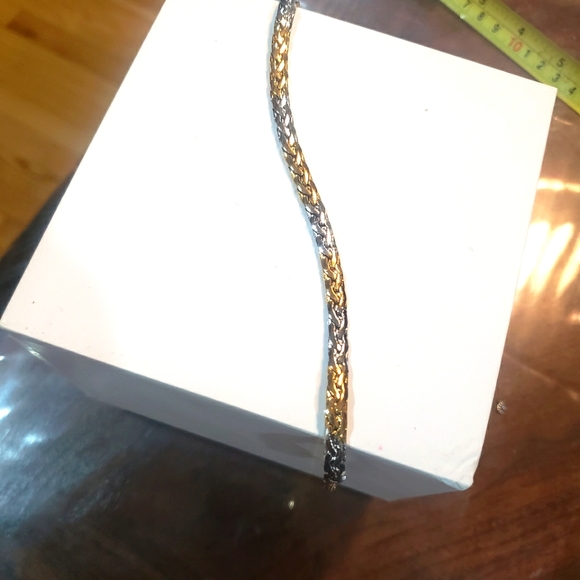 2 Tone Bracelet for men and women - Picture 4 of 5